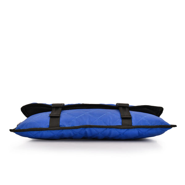 bottom-view #Blue