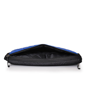 Water-Resistant Quilted 4.5L Laptop Messenger Bag