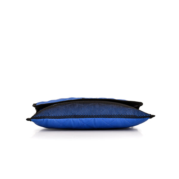 bottom #Blue
